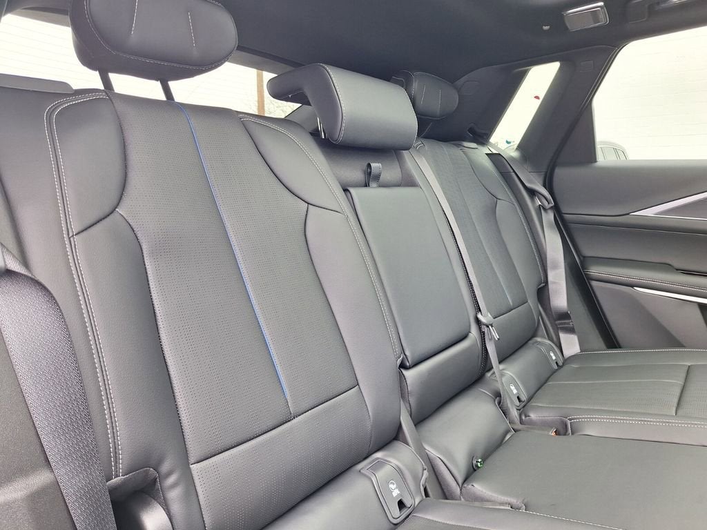 2026 Cadillac LYRIQ V-Series