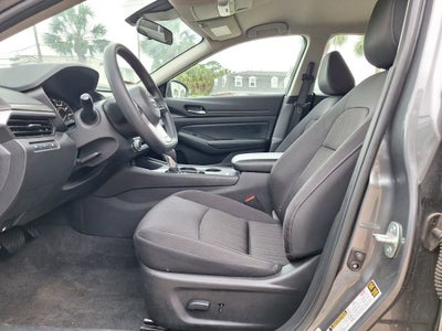 2025 Nissan Altima SV