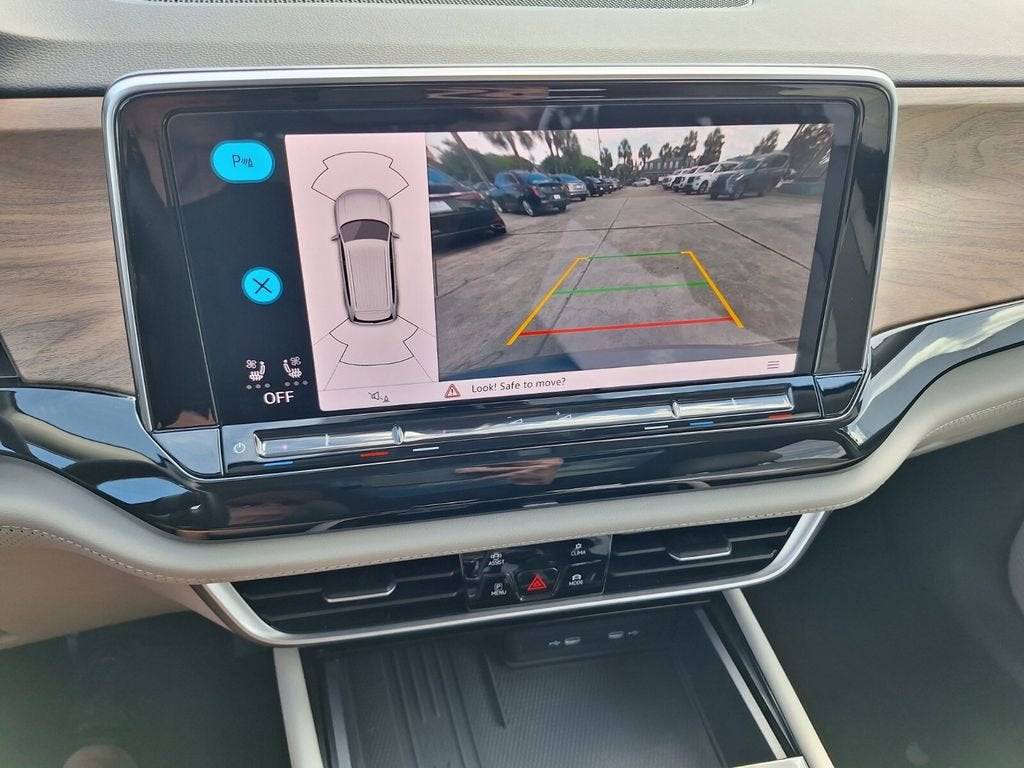 2025 Volkswagen Atlas 2.0T SE w/Technology