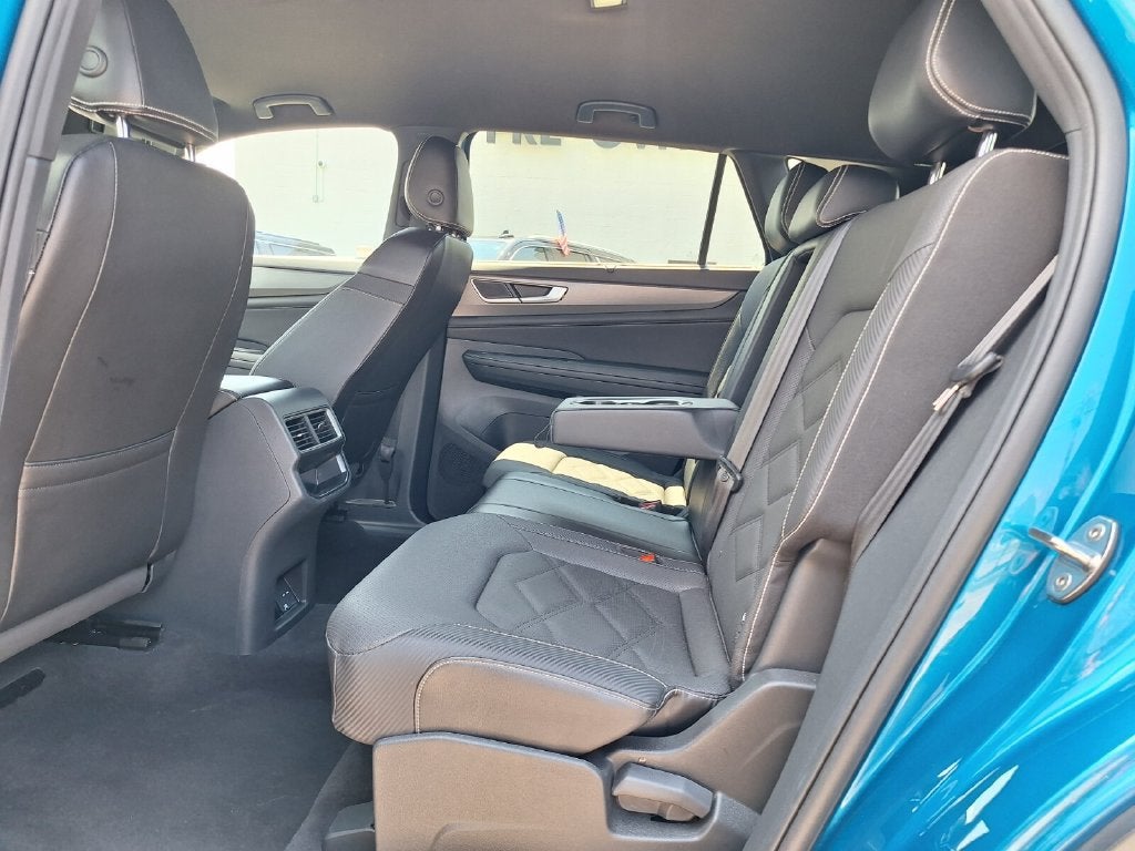 2024 Volkswagen Atlas Cross Sport 2.0T SE w/Technology
