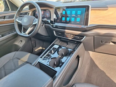 2024 Volkswagen Atlas 2.0T SE w/Technology