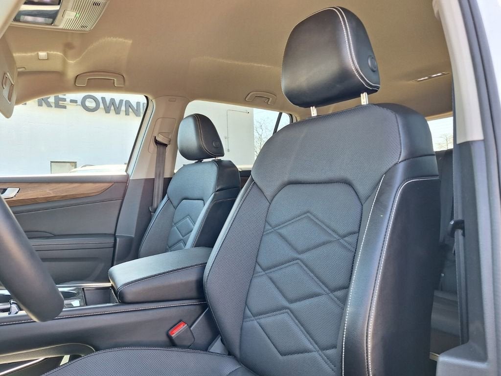 2024 Volkswagen Atlas 2.0T SE w/Technology