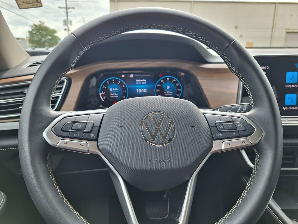 2025 Volkswagen Atlas 2.0T SE w/Technology