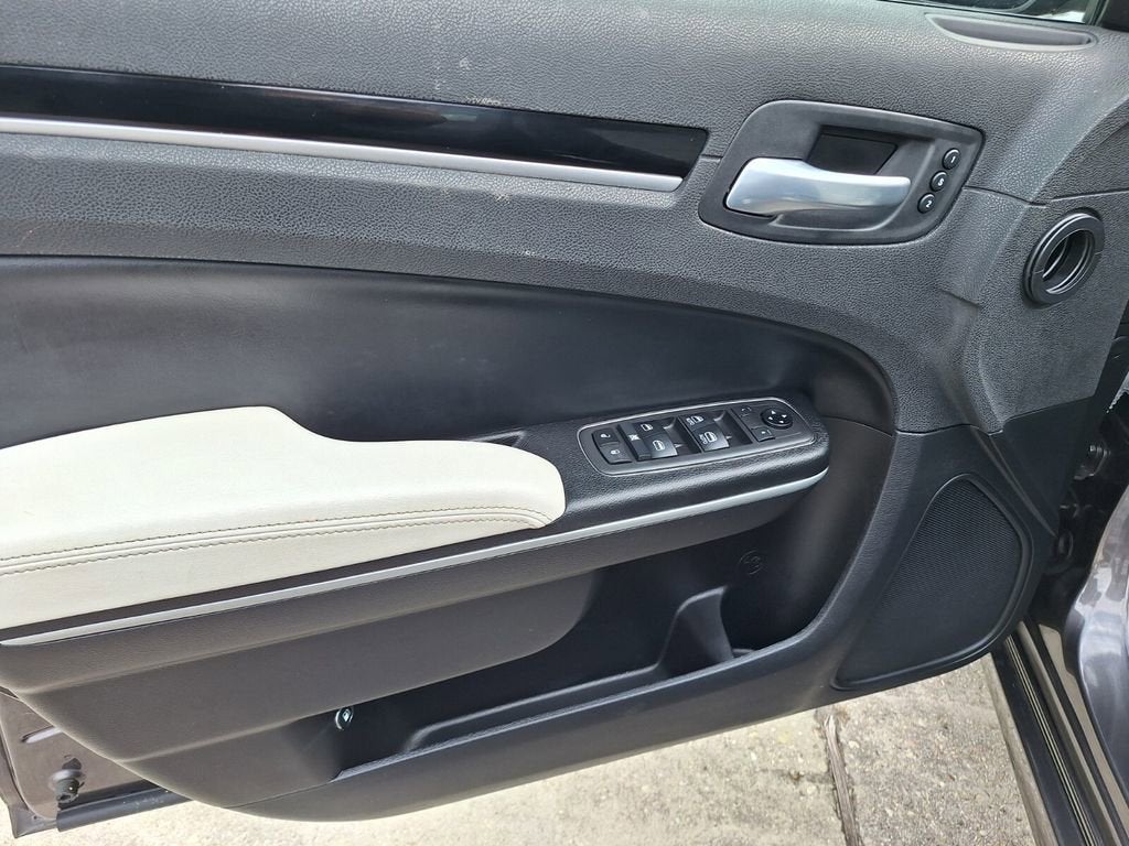 2021 Chrysler 300 300S