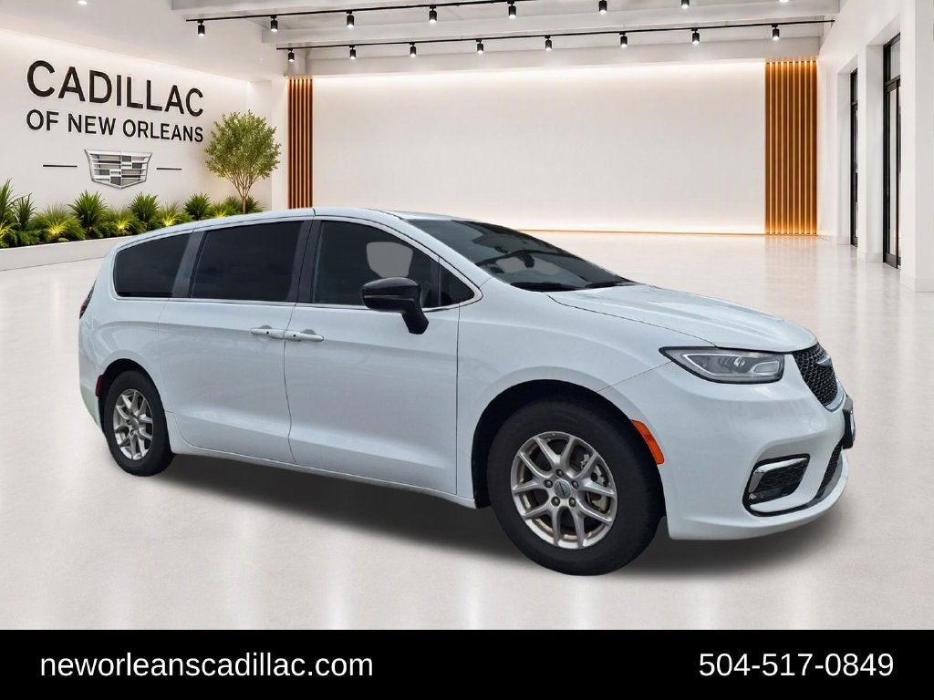 2025 Chrysler Pacifica