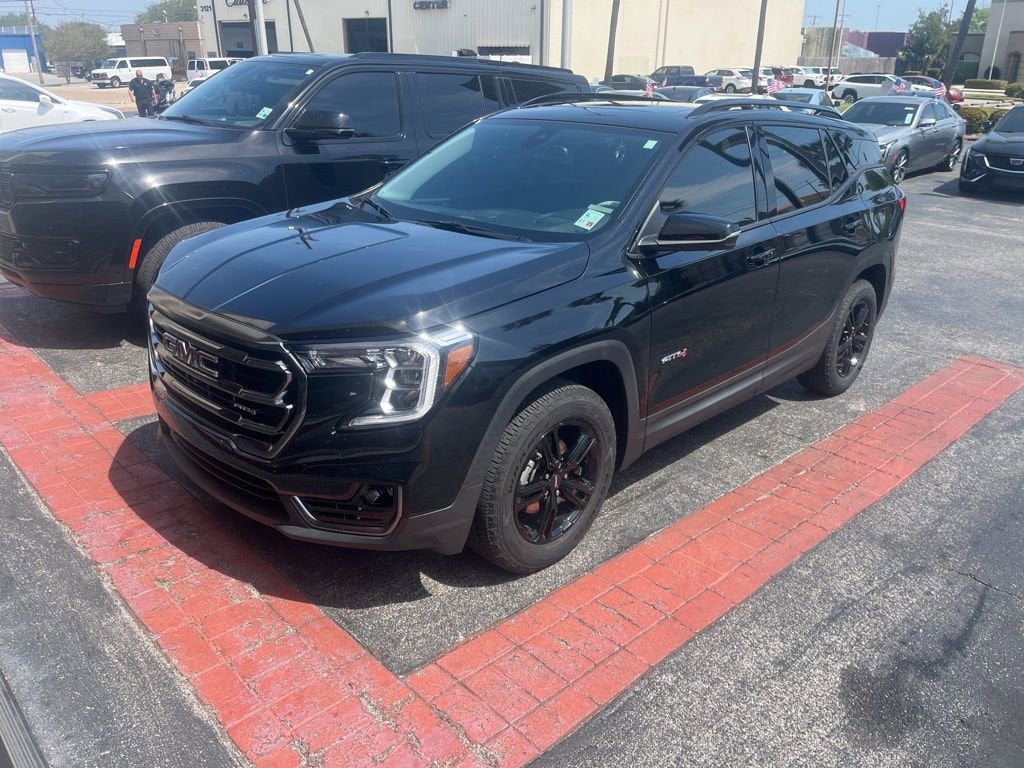 2022 GMC Terrain AT4