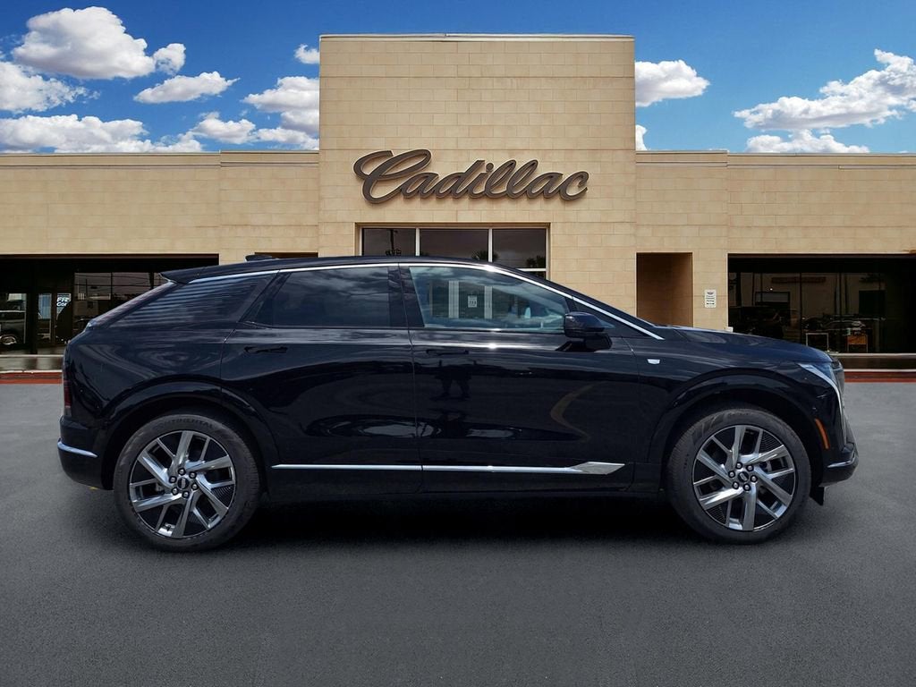 2026 Cadillac OPTIQ Luxury