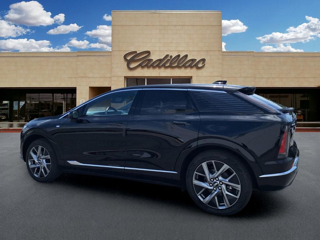 2026 Cadillac OPTIQ Luxury