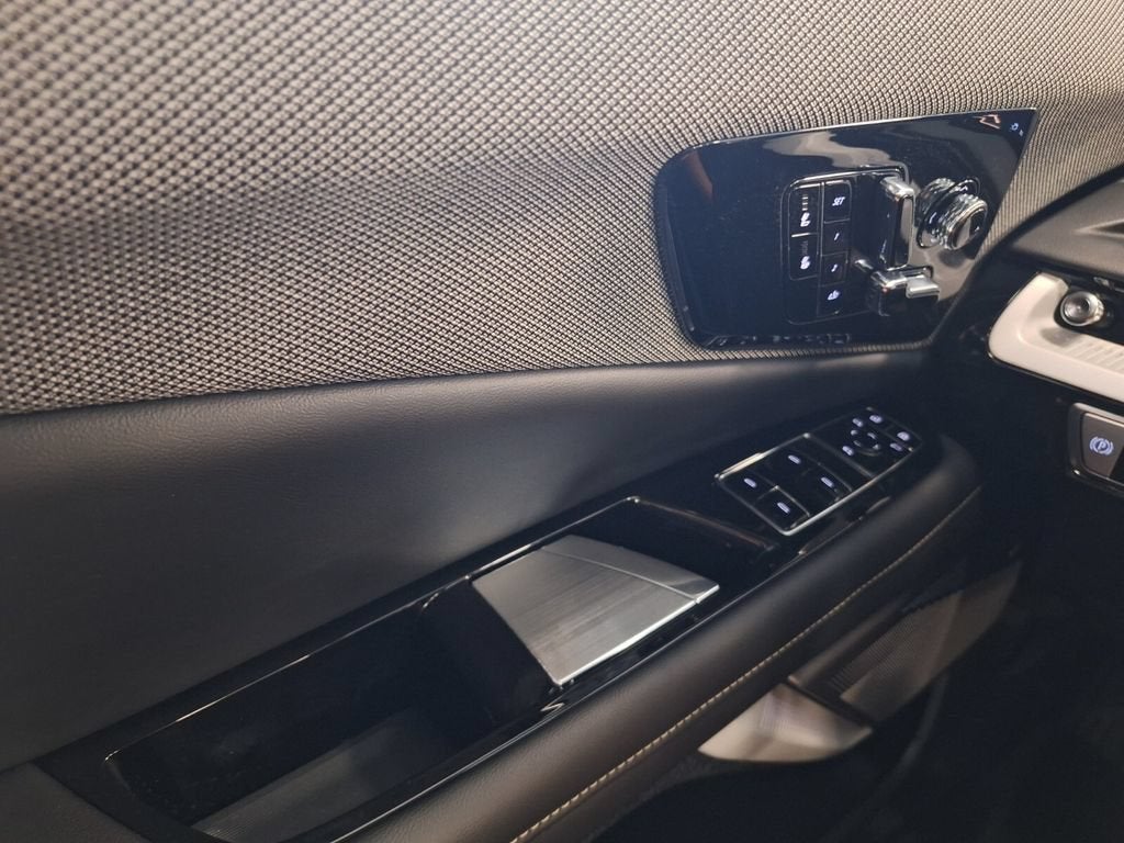 2027 Cadillac OPTIQ Luxury