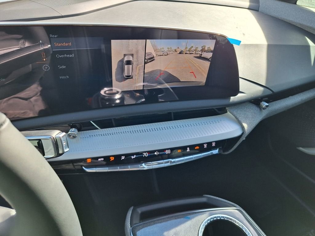 2026 Cadillac OPTIQ Luxury