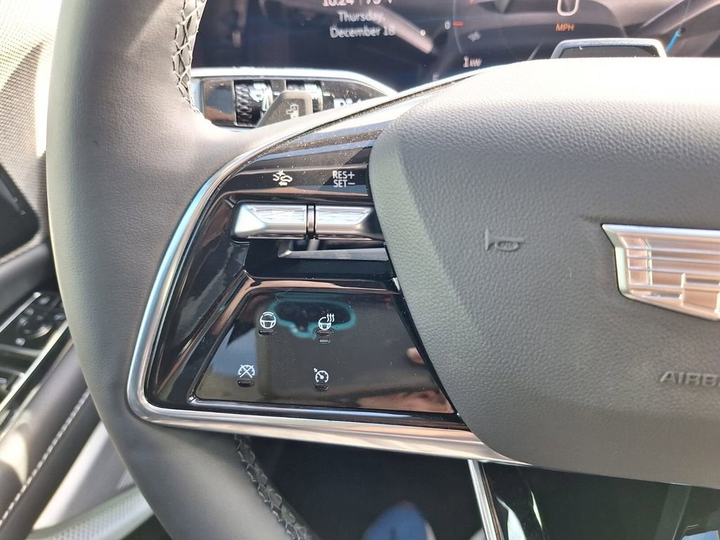 2026 Cadillac OPTIQ Luxury