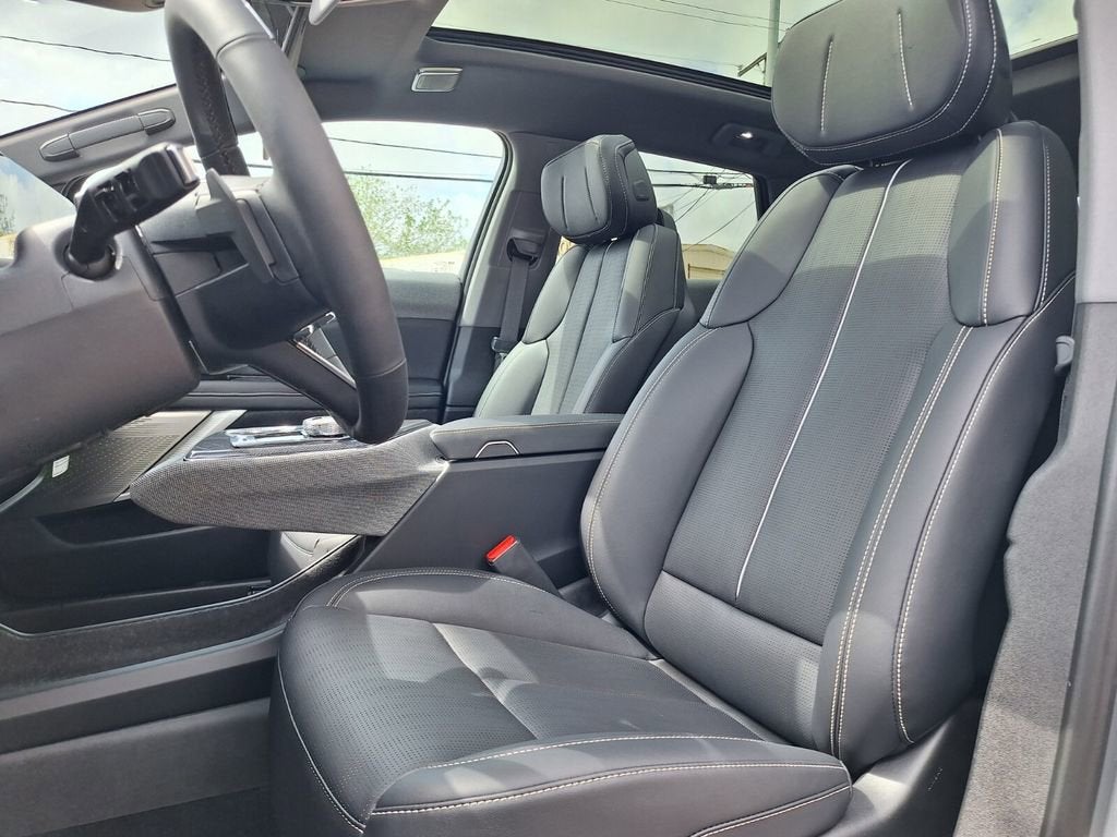 2026 Cadillac OPTIQ Premium Luxury