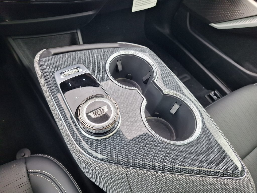2027 Cadillac OPTIQ Premium Luxury