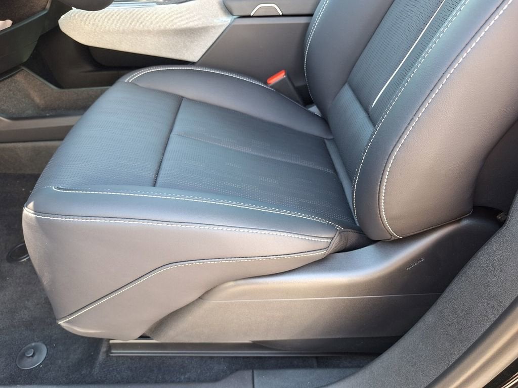 2025 Cadillac OPTIQ Luxury 2