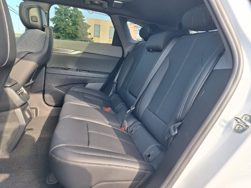 2027 Cadillac OPTIQ Sport