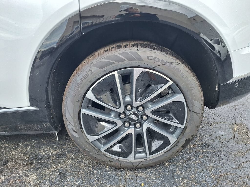 2027 Cadillac OPTIQ Premium Sport
