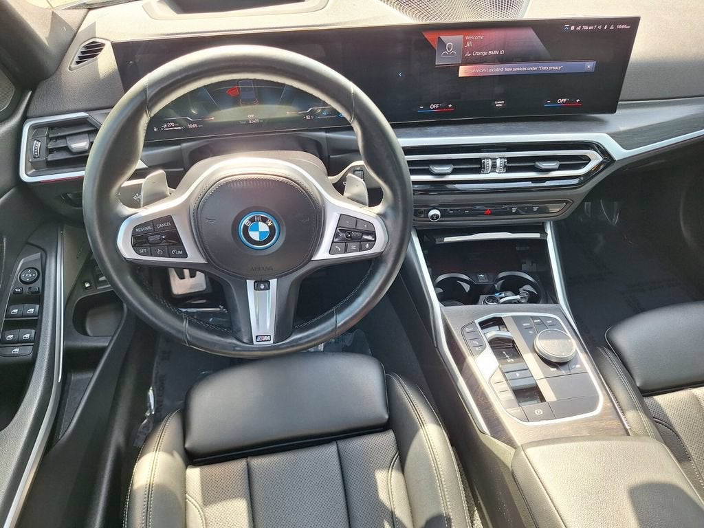 2023 BMW 3 Series 330e