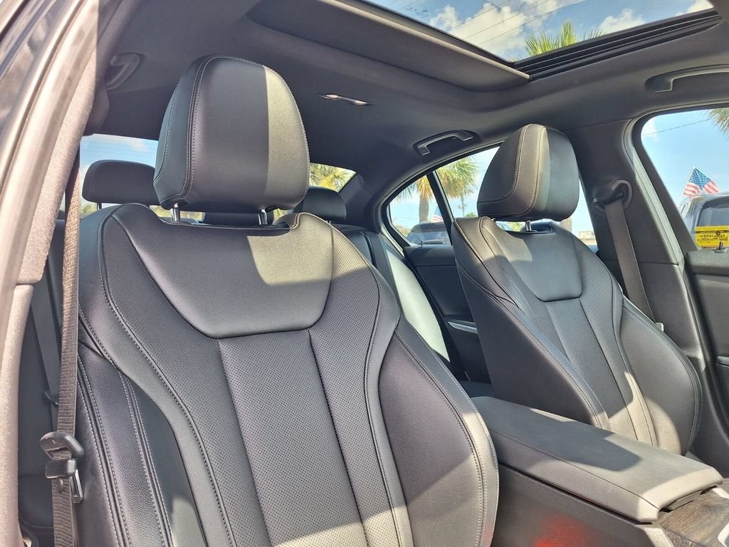 2023 BMW 3 Series 330e