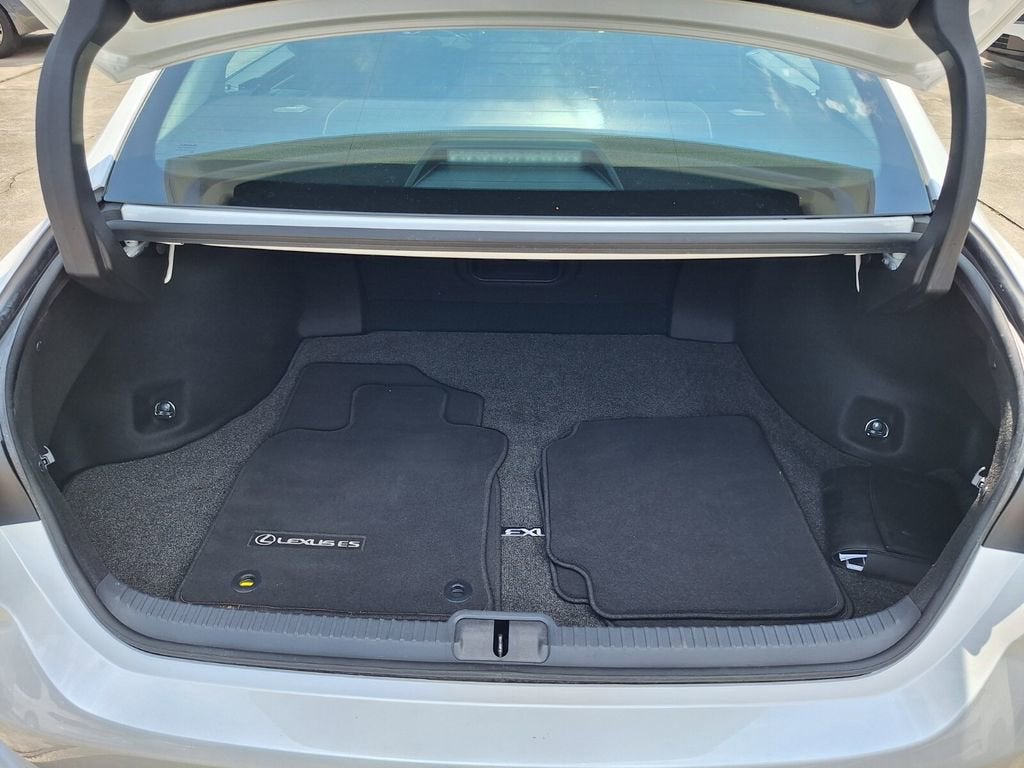 2025 Lexus ES ES 350