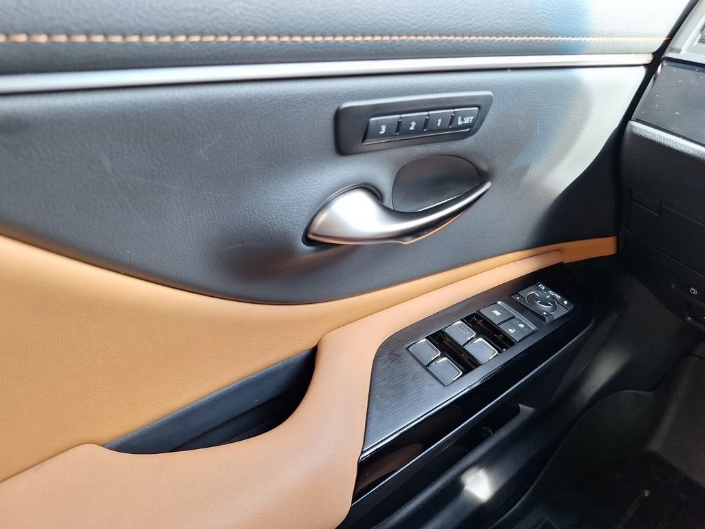 2025 Lexus ES ES 350