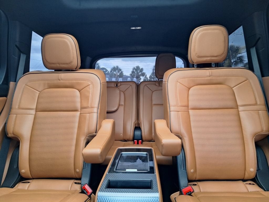 2025 Lincoln Aviator Black Label