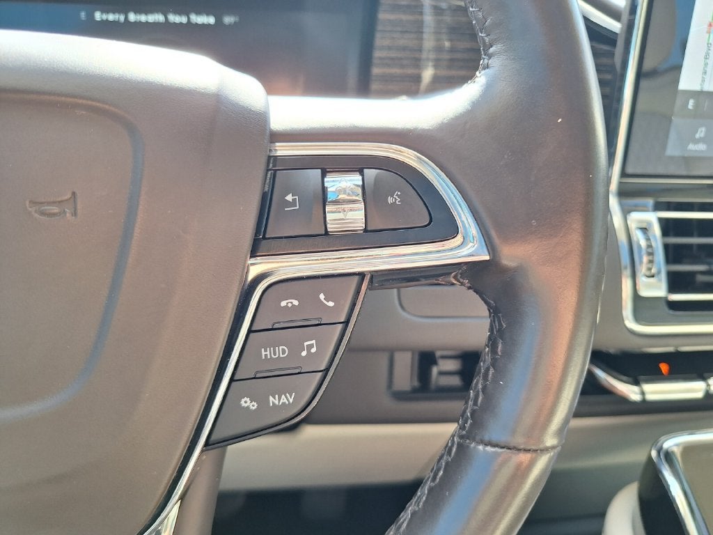 2021 Lincoln Navigator L Black Label