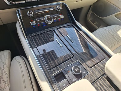 2021 Lincoln Navigator L Black Label