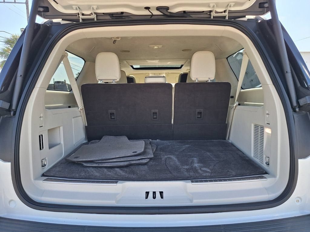 2021 Lincoln Navigator L Black Label