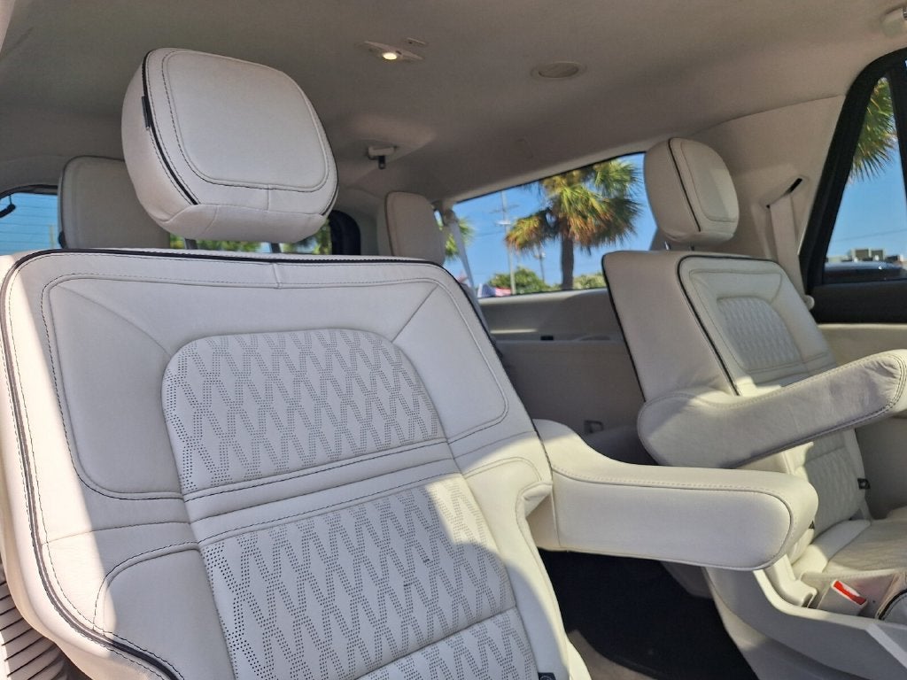 2021 Lincoln Navigator L Black Label
