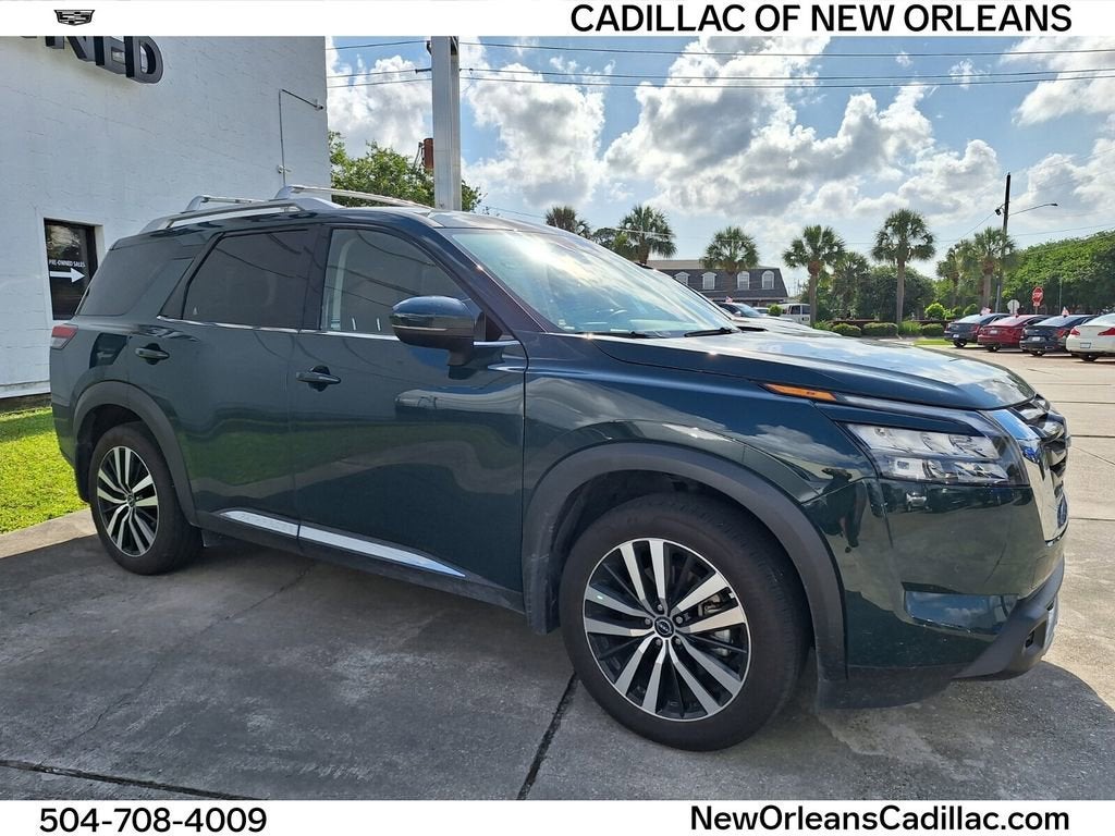 2025 Nissan Pathfinder Platinum