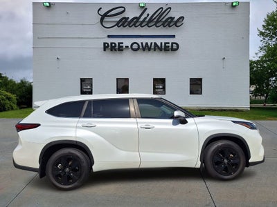 2023 Toyota Highlander Hybrid Bronze Edition