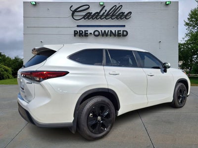2023 Toyota Highlander Hybrid Bronze Edition