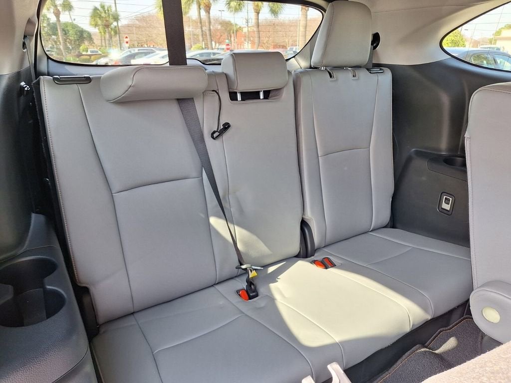 2023 Toyota Highlander Hybrid Bronze Edition