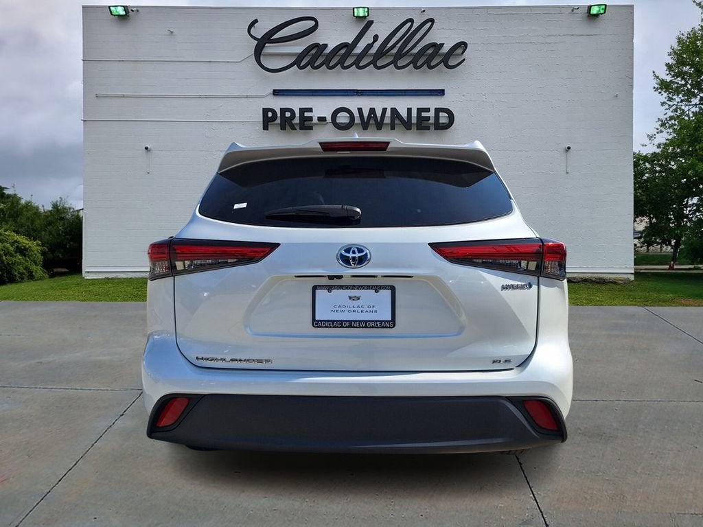 2023 Toyota Highlander Hybrid Bronze Edition