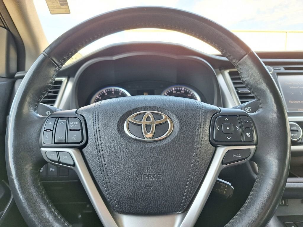 2016 Toyota Highlander Limited