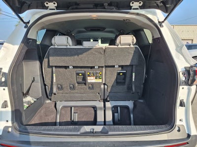 2025 Toyota Sienna LE