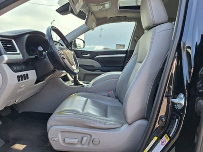 2018 Toyota Highlander SE