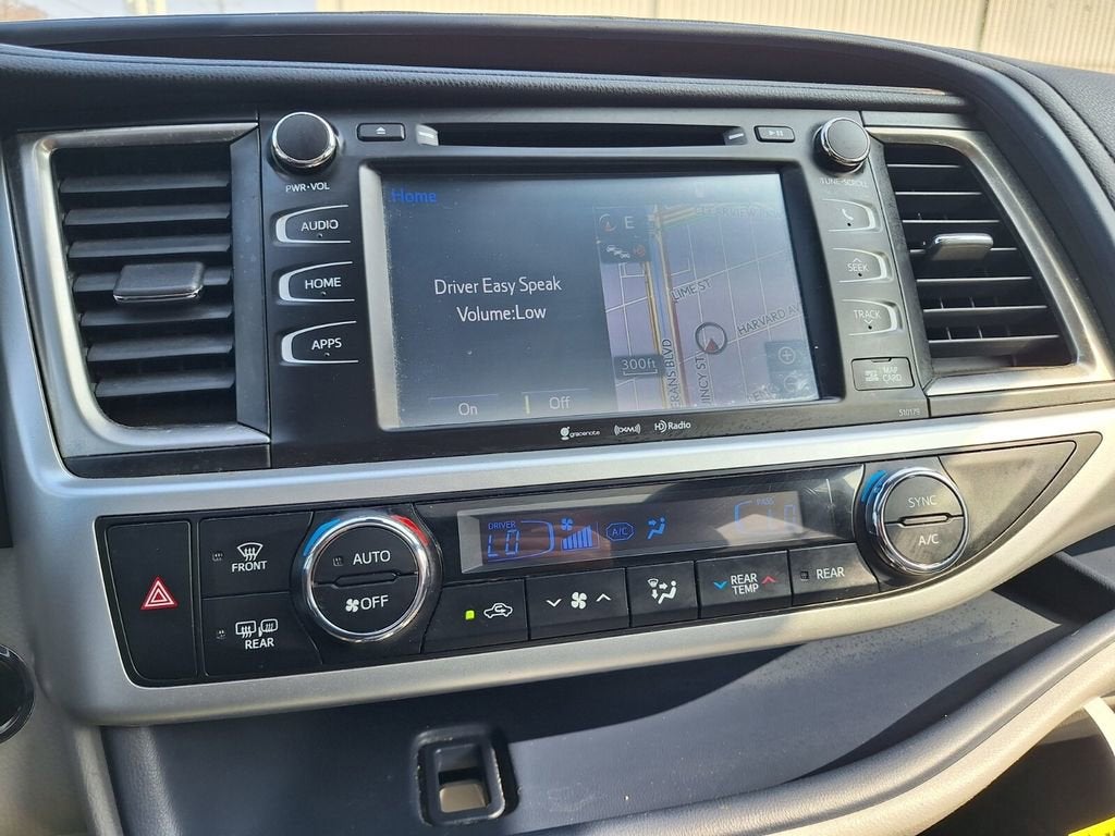 2018 Toyota Highlander SE