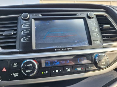 2018 Toyota Highlander SE