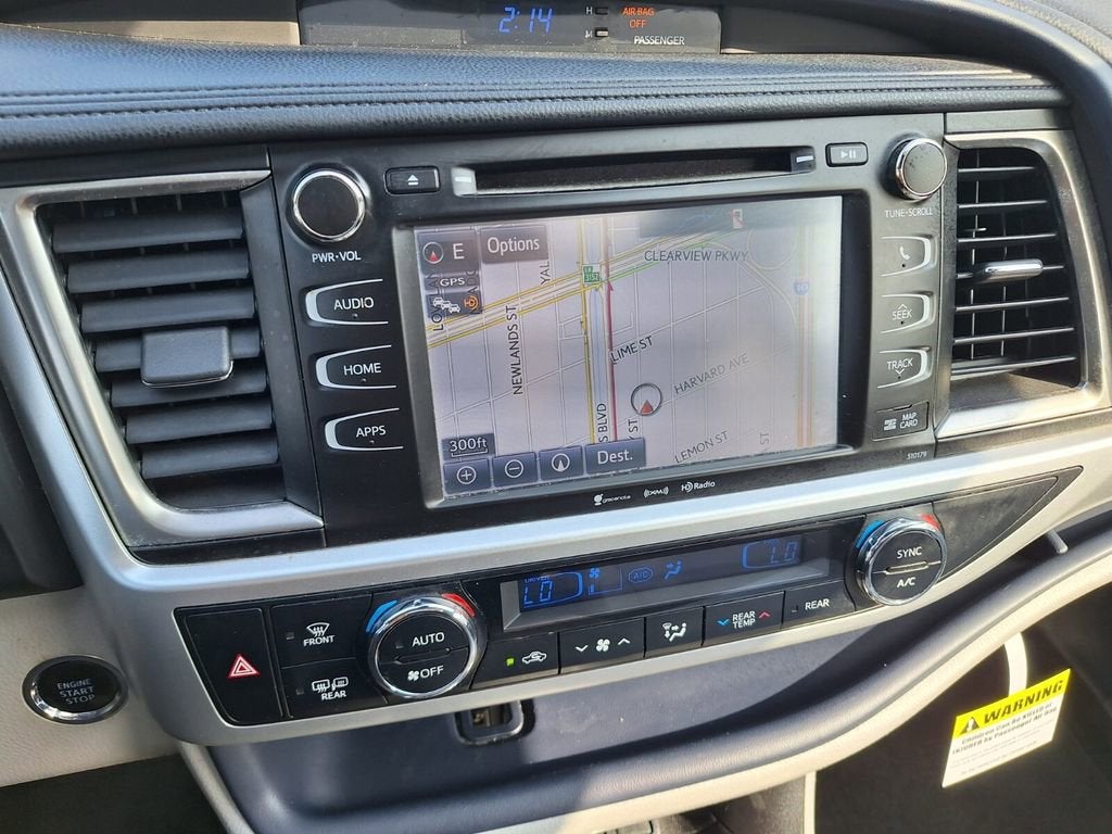 2018 Toyota Highlander SE