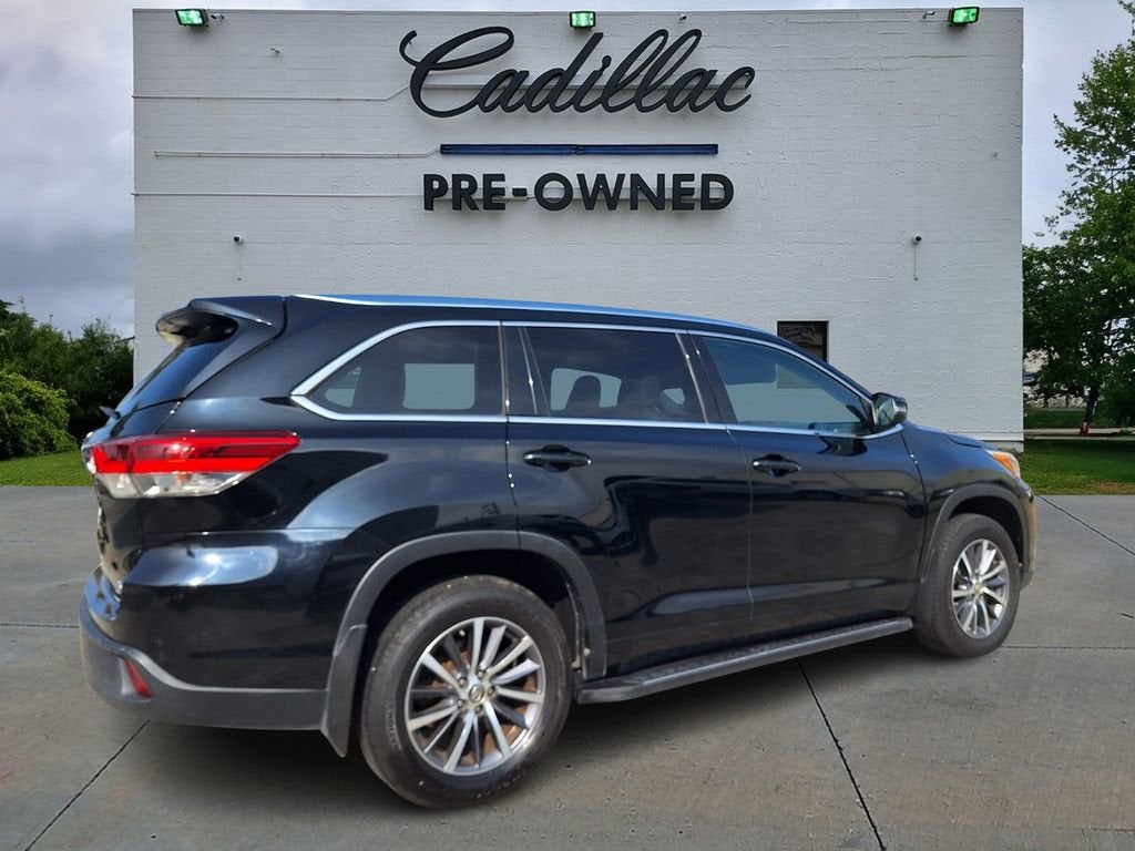 2018 Toyota Highlander SE