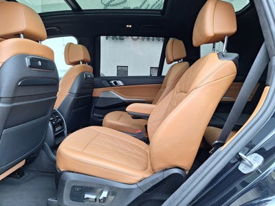 2023 BMW X7 xDrive40i