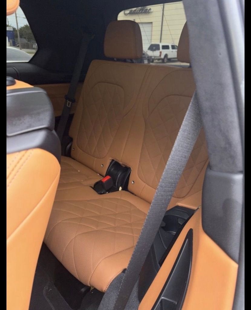 2023 BMW X7 xDrive40i