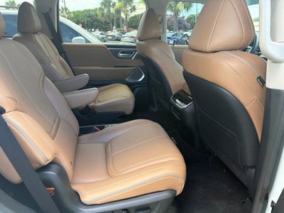 2025 INFINITI QX80 SENSORY
