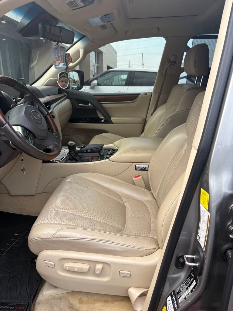 2021 Lexus LX LX 570