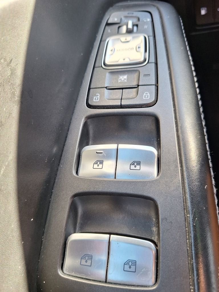 2017 Genesis G90 3.3T Premium