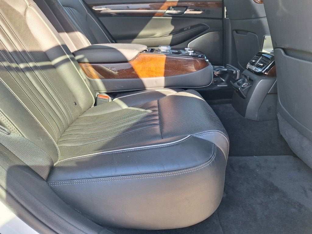 2017 Genesis G90 3.3T Premium