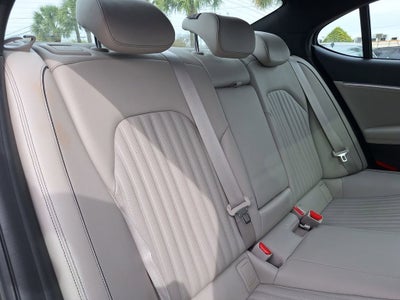 2023 Genesis G70 2.0T