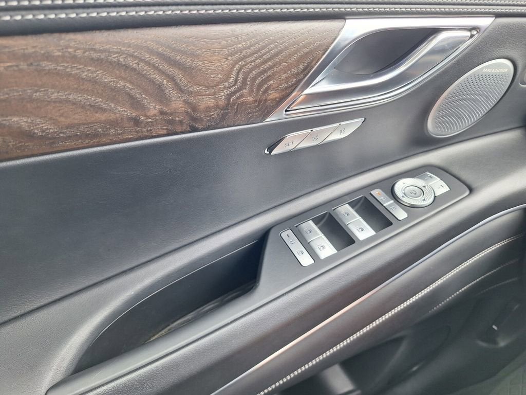 2025 Genesis GV80 Prestige