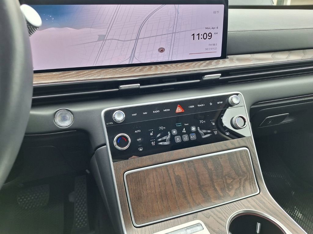 2025 Genesis GV80 Prestige